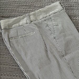 Talbots dark gray and white striped Hampshire Ankle pants. Excellent condition!